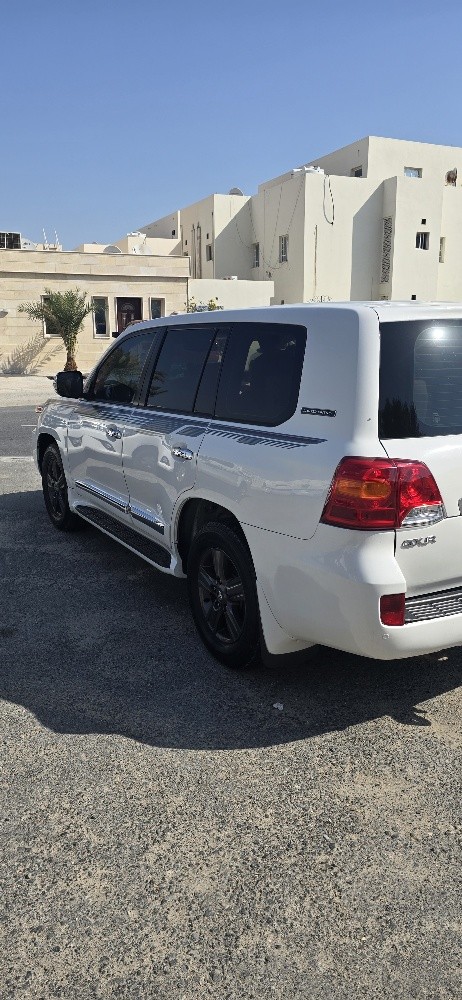 جى اكس ار ٢٠١٤ سياره نظيفه جدا - 2
