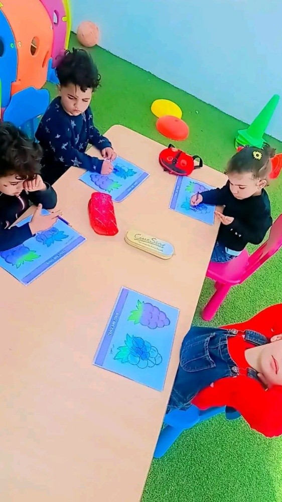 مدرسة عربية - 1