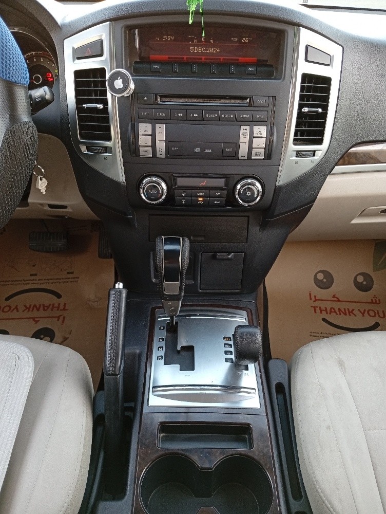 MITSUBISHI PAJERO FOR SALE - 8
