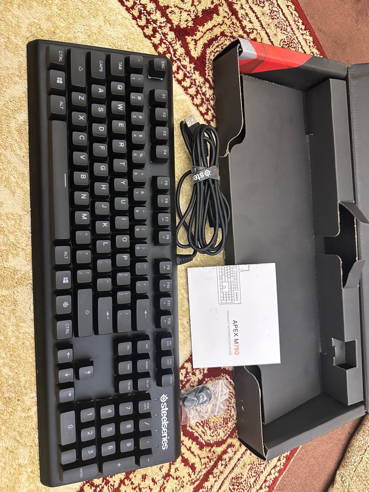 STEELSERIES Apex M750  - 6
