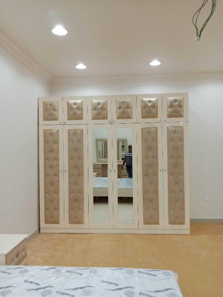 غرفة نوم كاملة متاحة - 14