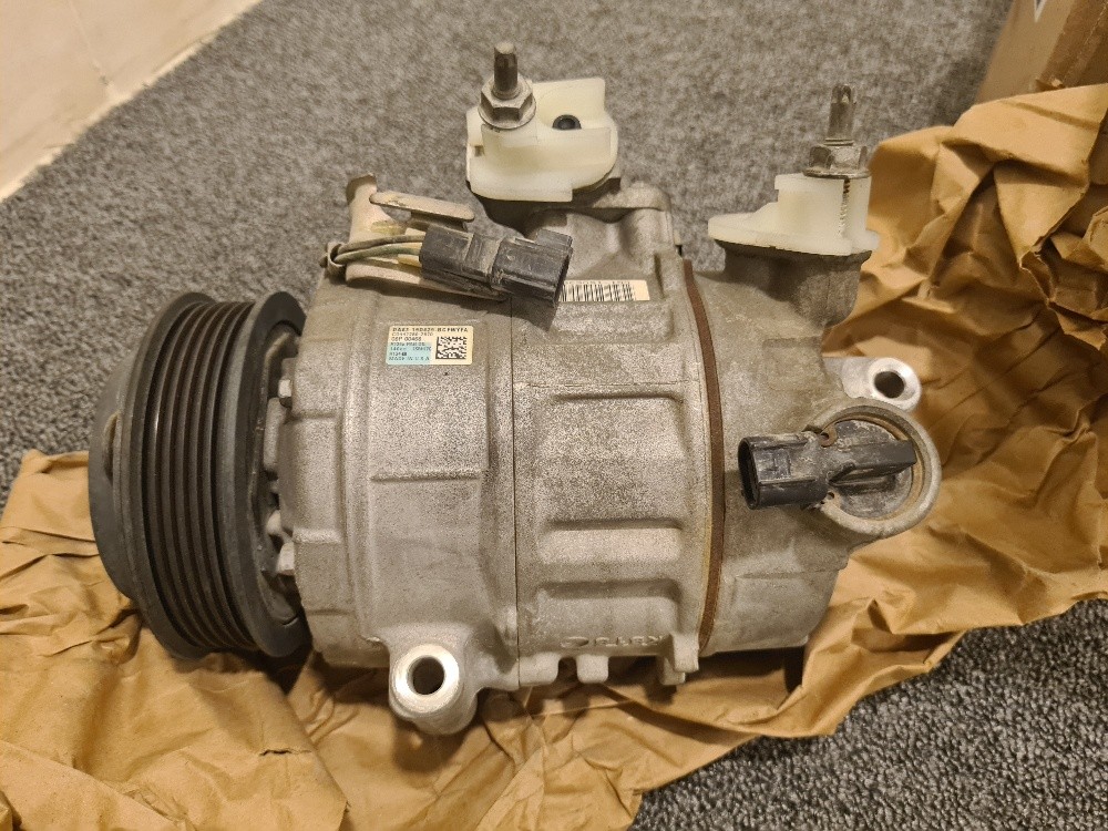 original parts Ford - 7