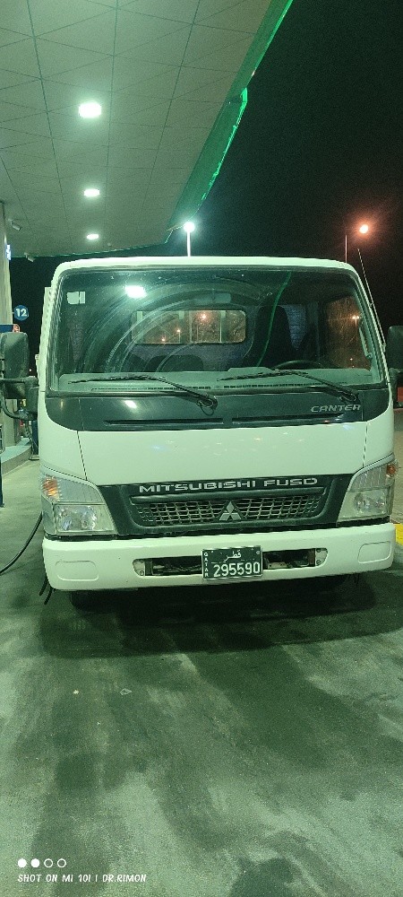 Mitsubishi fuso canter - 2