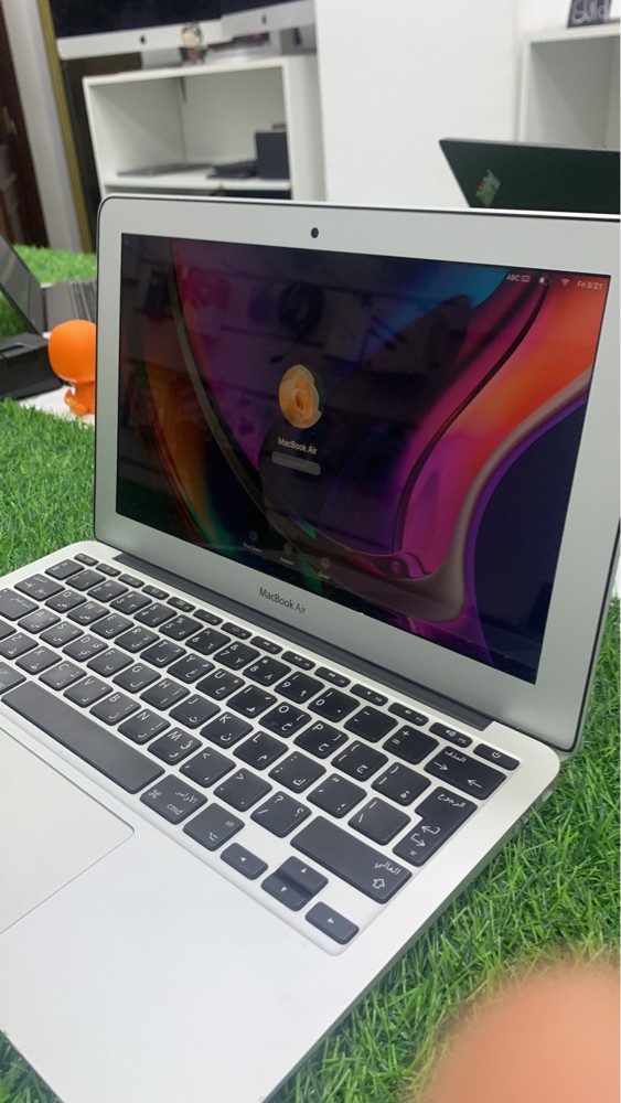MacBook Air Early 2014 - 3