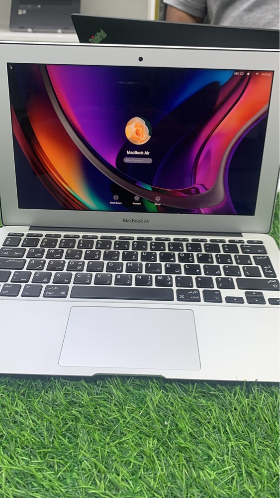 MacBook Air Early 2014 - 4