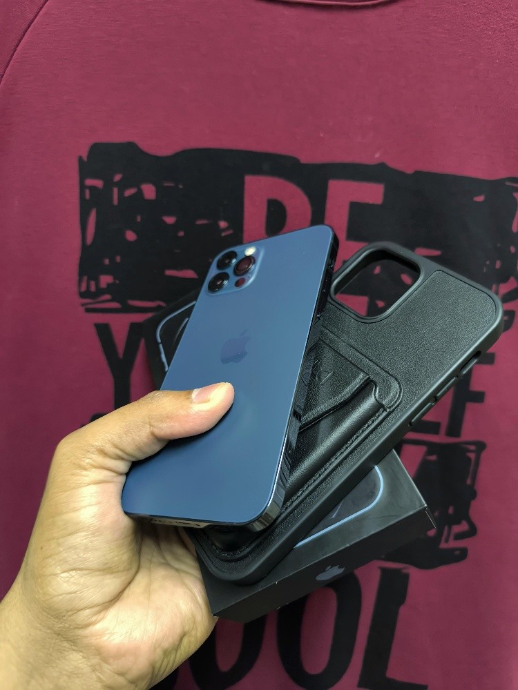 iPhone 12 pro - 2