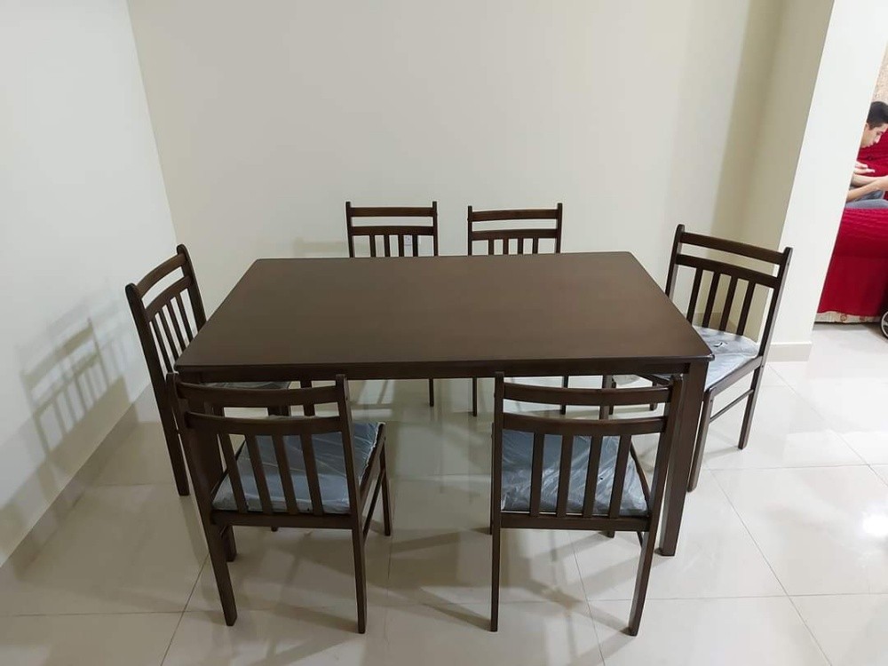Dining table (brand new) - 1