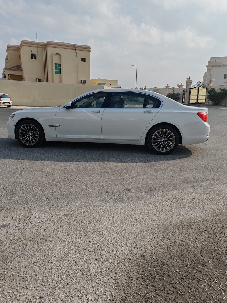 بي ام دبليو ٧٤٠ - 2