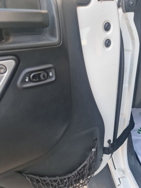 Very clean jeep driven by a lady - 1