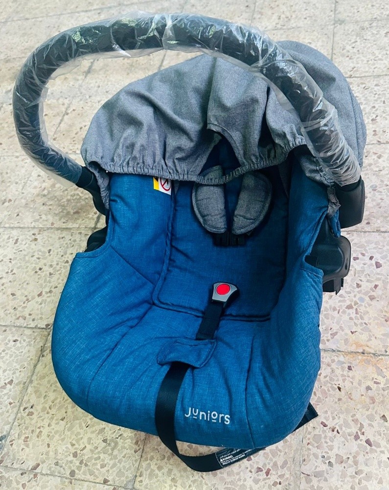 Junior baby chair, used for only - 1