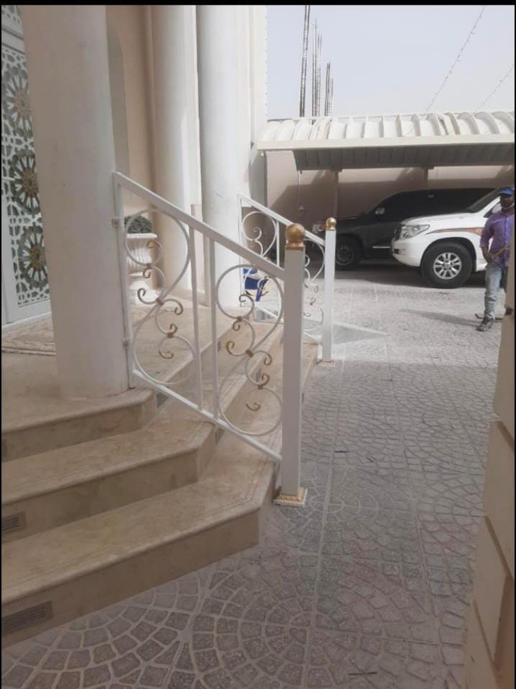 نقوم بجميع اعمال الحدادة
 تركيب - 7
