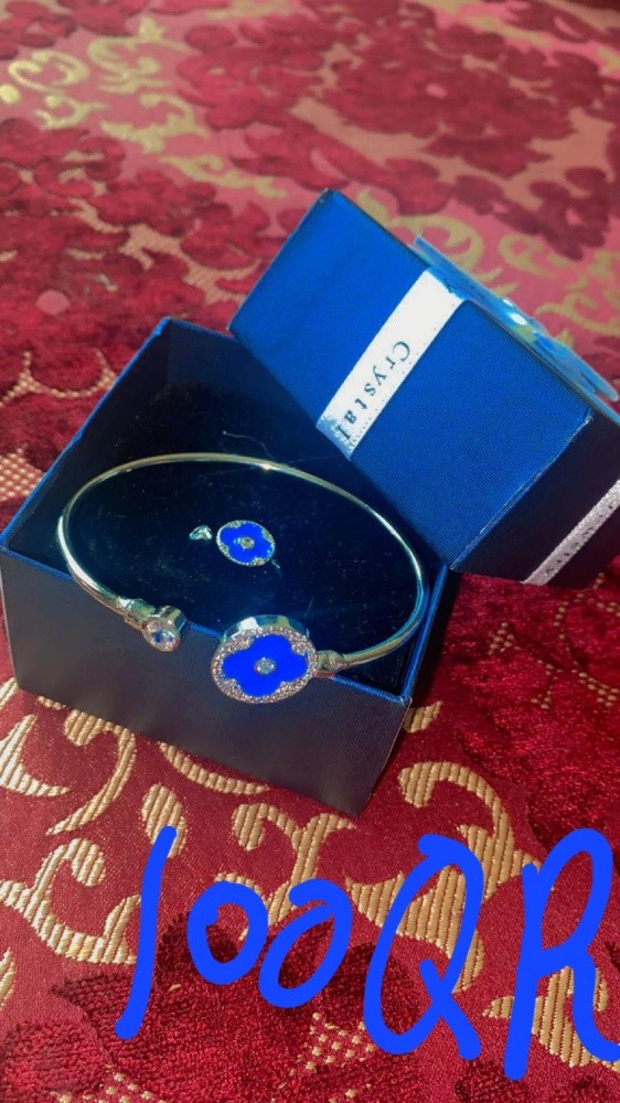 اكسسوارات وسلاسل نسائية - 1