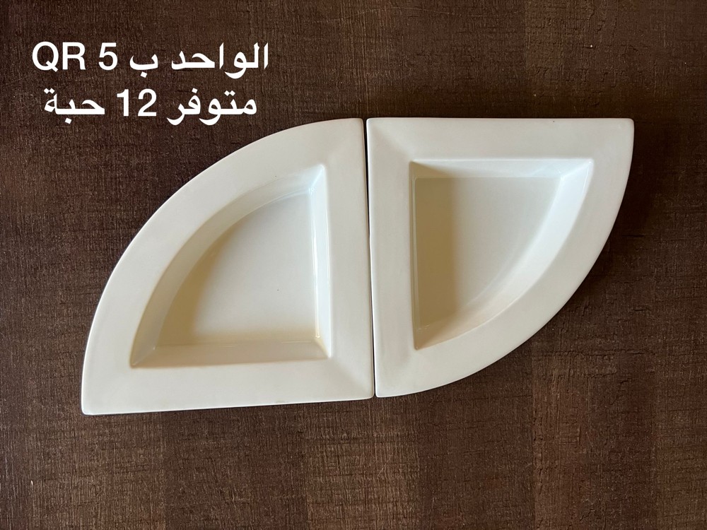 plates each 5 QR - 3
