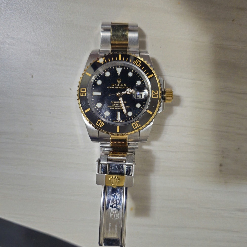 Beautiful Watch for sale - 1