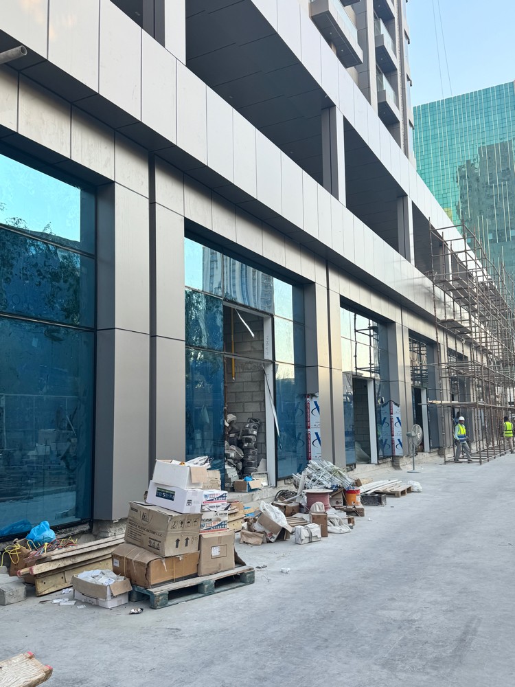 For Rent showroomin lusail marin  - 4