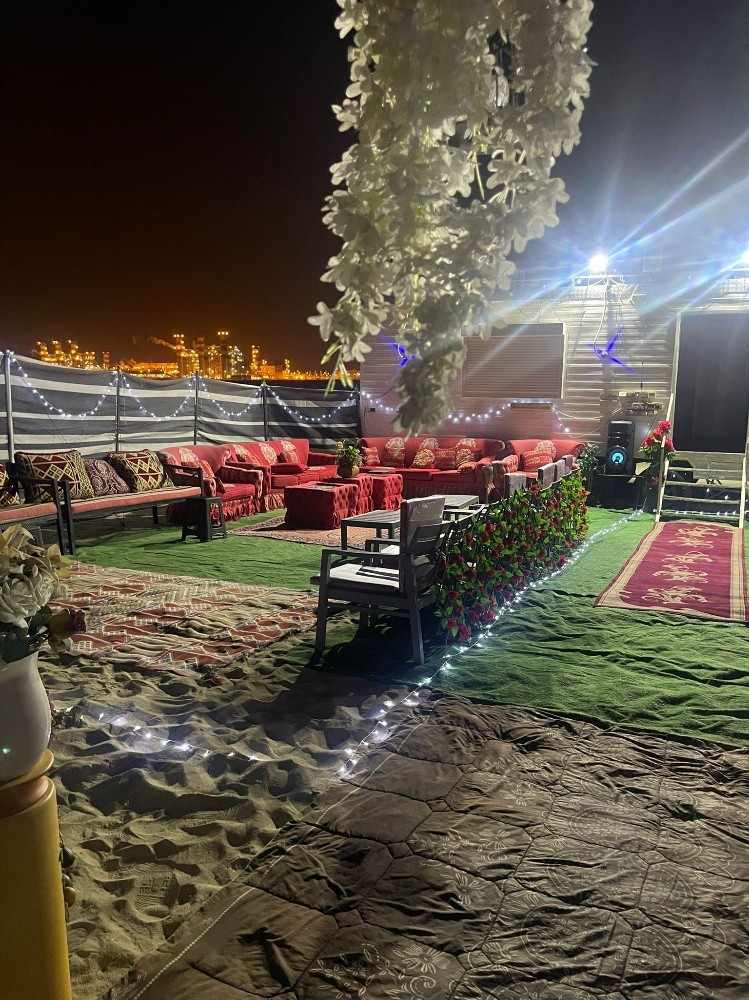 كبينه للإيجار - 2