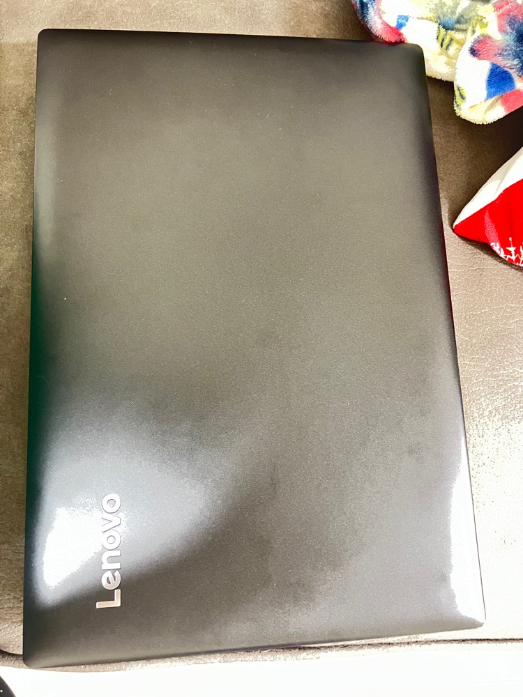 Lenovo - Ideapad 330 - 3
