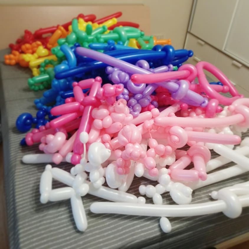 balloon twisting - 1