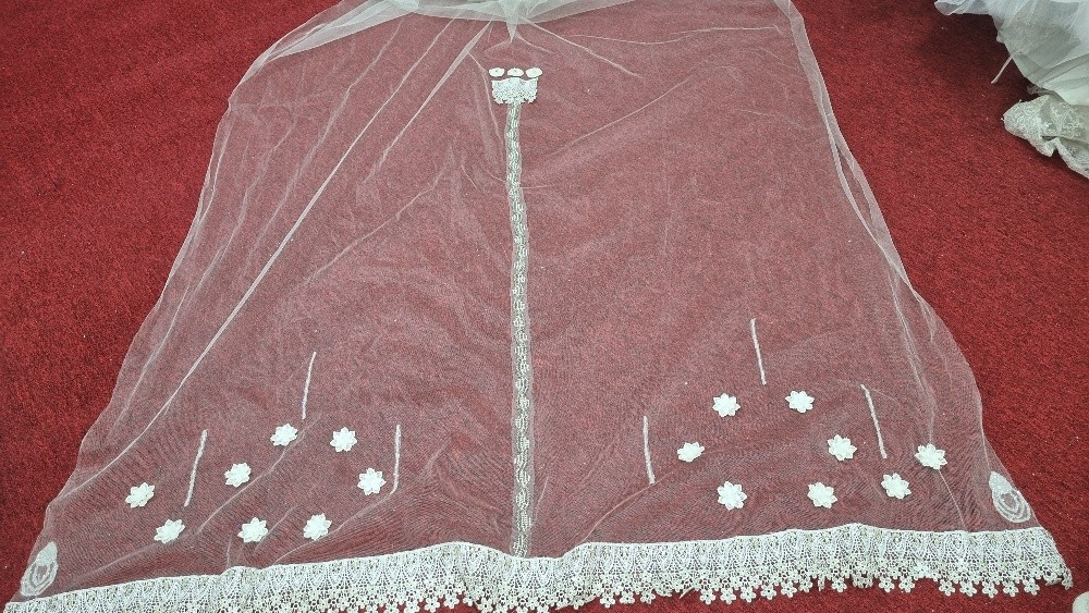 Wedding veil for sale or rent - 12