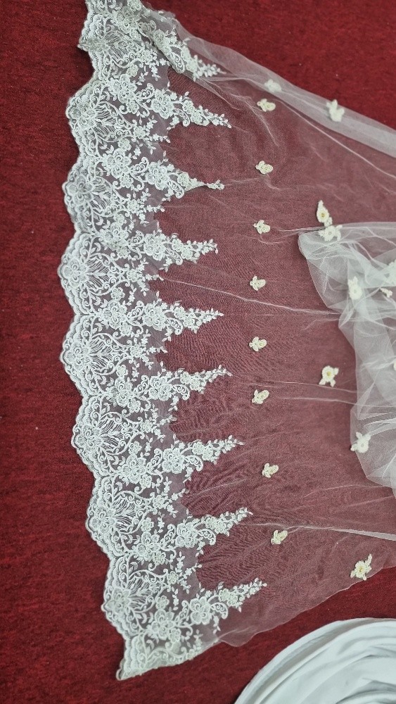 Wedding veil for sale or rent - 11