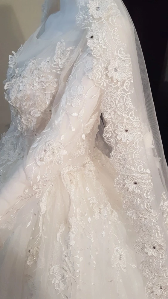 Brand new wedding gown for sale - 4