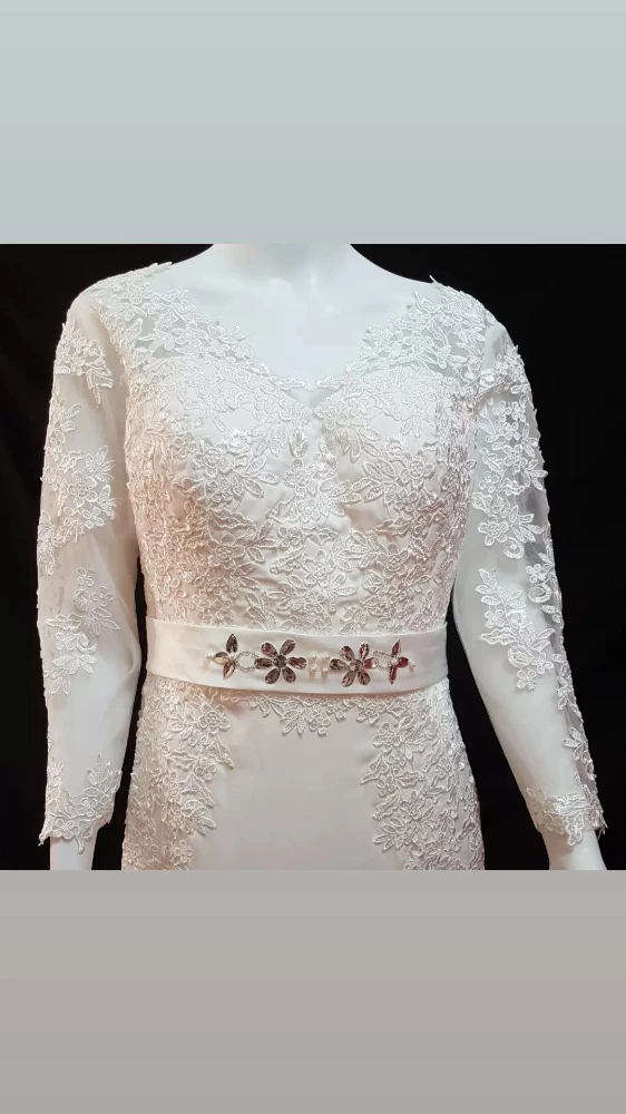 Brand new wedding dress for sale - 5