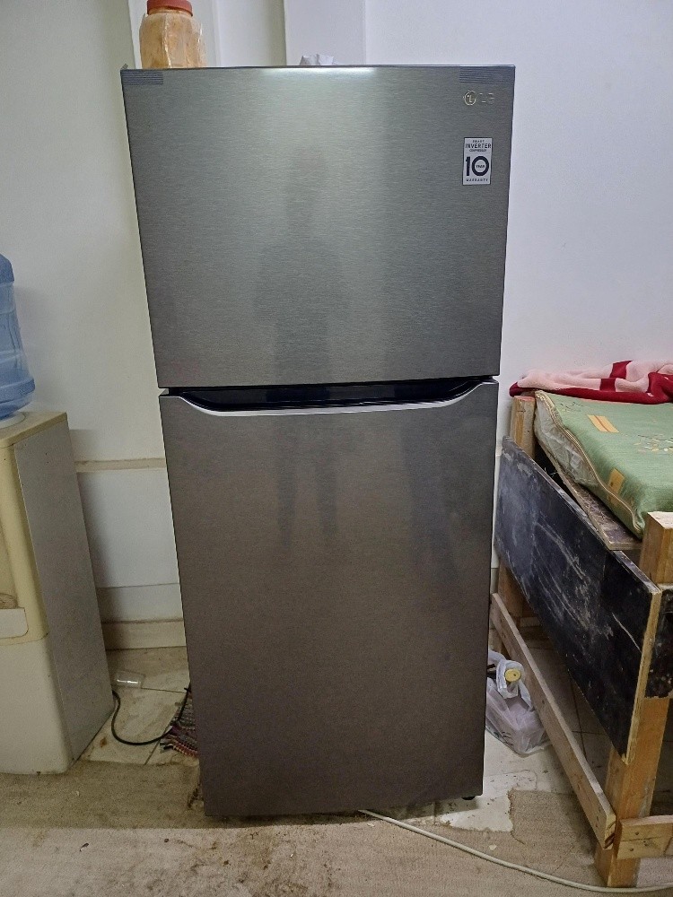 I Am Buying Used Furniture - 2