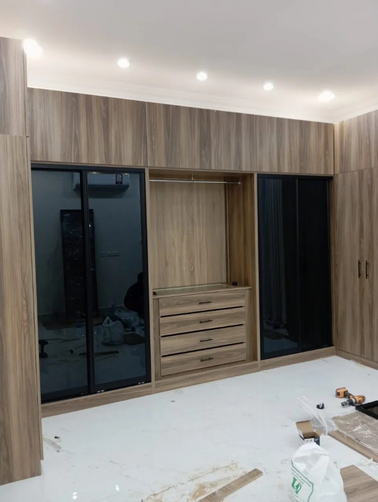 Carpenter - 8