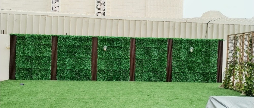 Green Carpet & Decor - 5