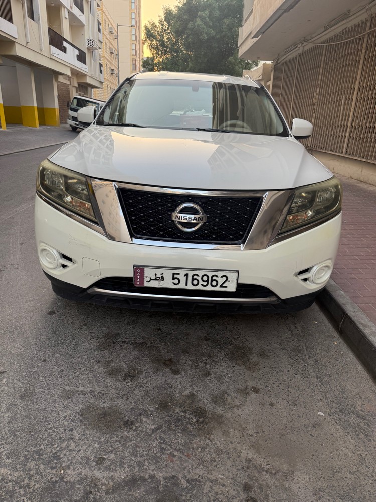 Nissan Pathfinder 2013 - 1