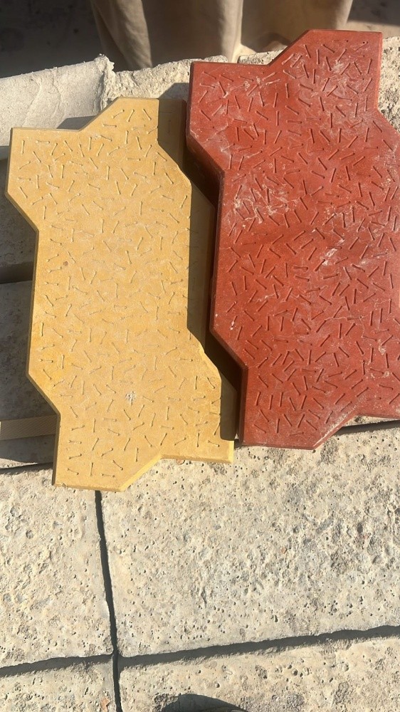 Interlock for sale urgent - 8