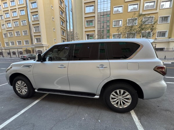 Nissan Patrol for urgent sell - 5
