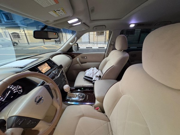 Nissan Patrol for urgent sell - 9