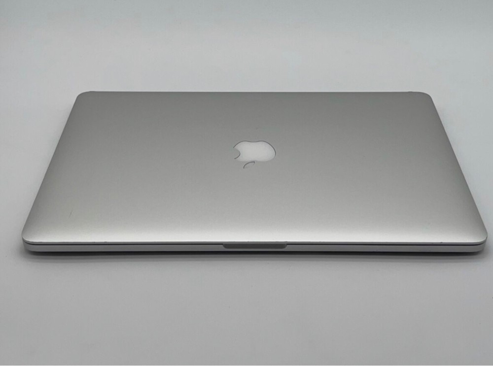 MacBook Pro - 4