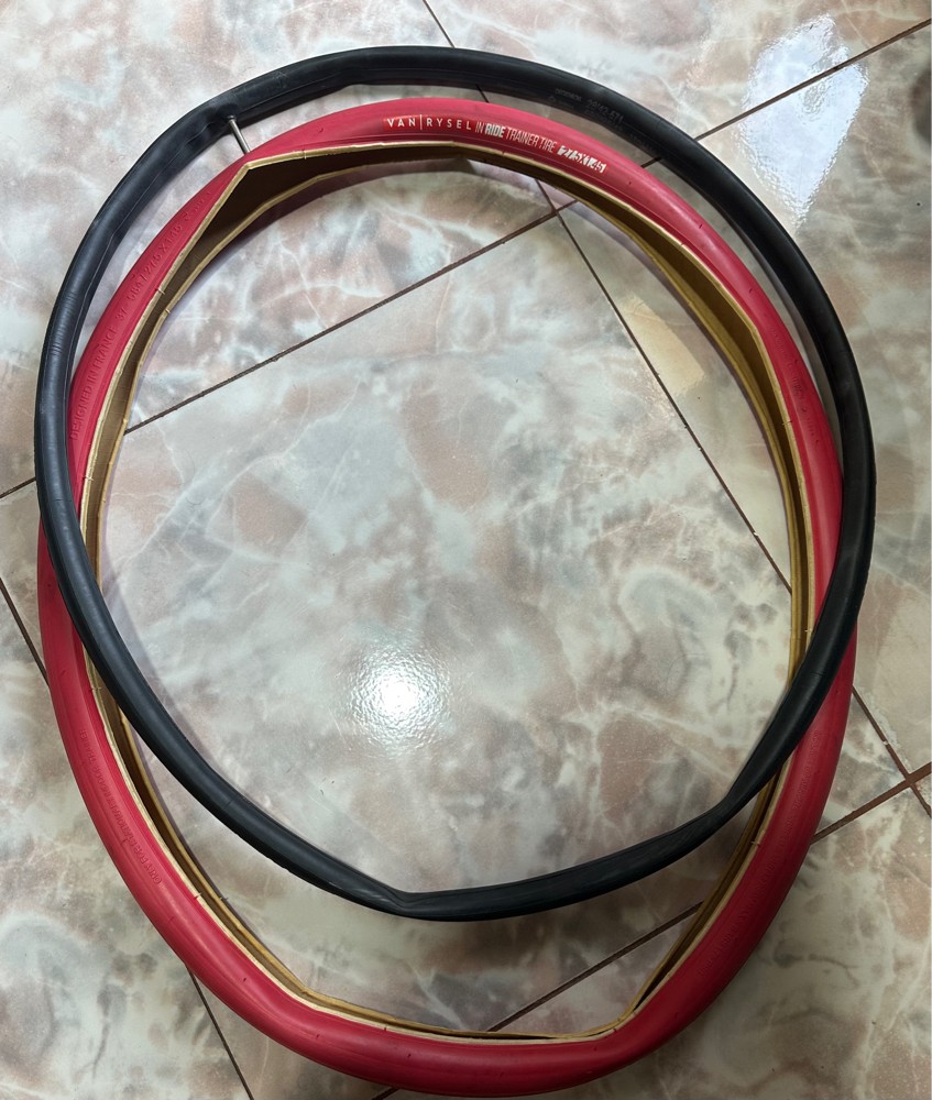 VAN RYSEL TRAINER TYRE 27.5x1.45 - 1