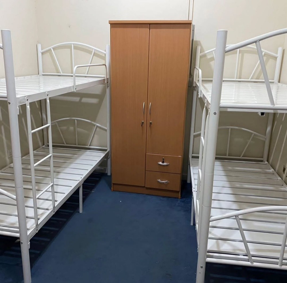 Bunk bed, single bed available - 13