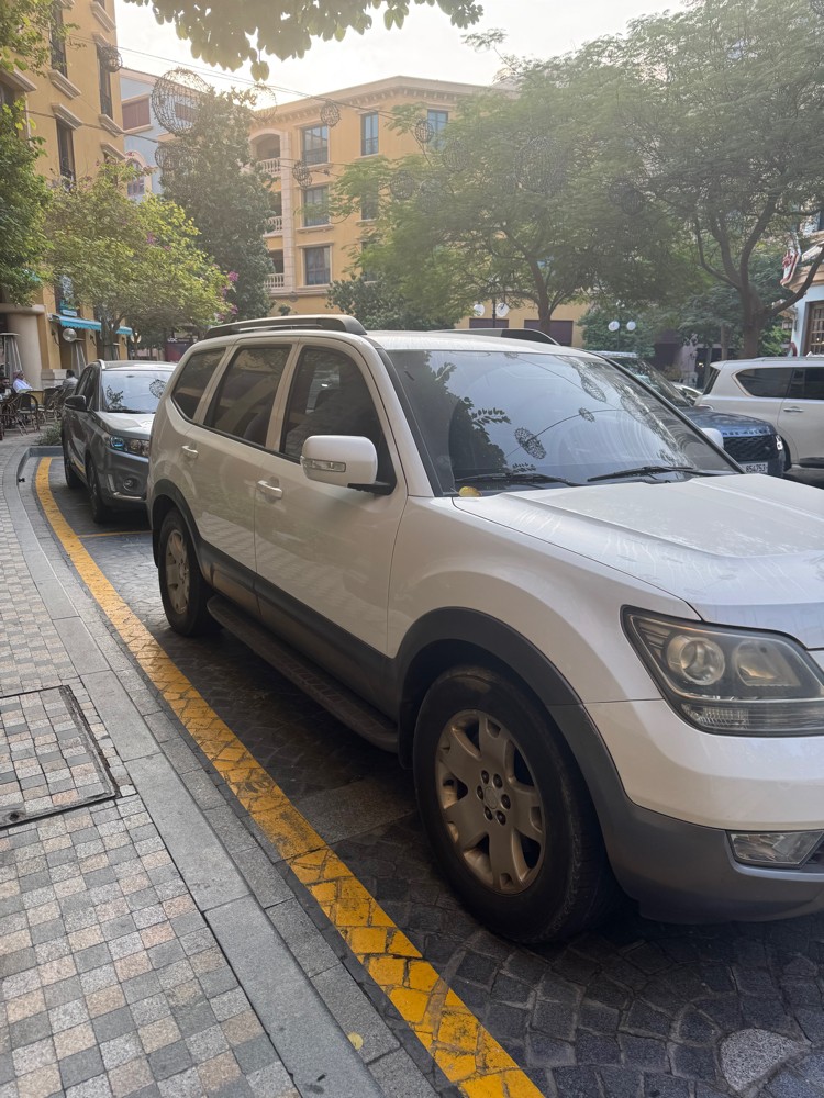 Kia Mohave  - 1