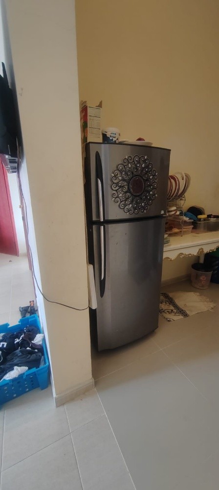 I Am Buy Used Villa Furniture - 9