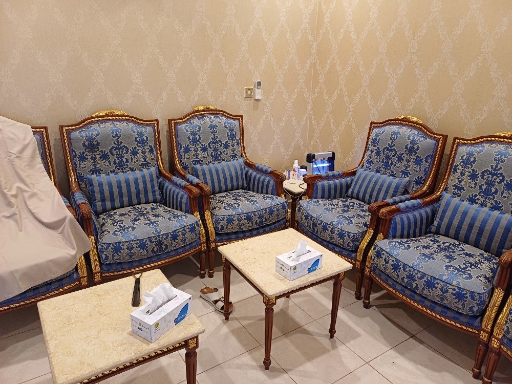 I Am Buy Used Villa Furniture - 2