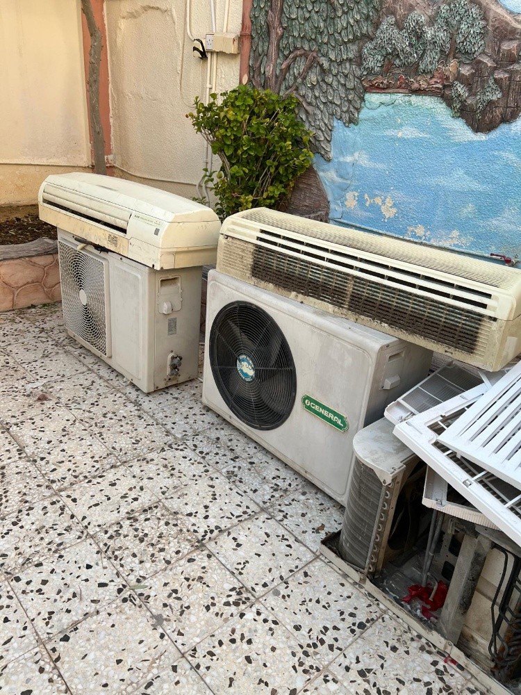 I Am Buy Used Villa Furniture - 14