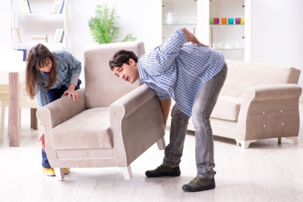 مطلوب سيارة نقل أثاث مغلقه بوكس ص - 2