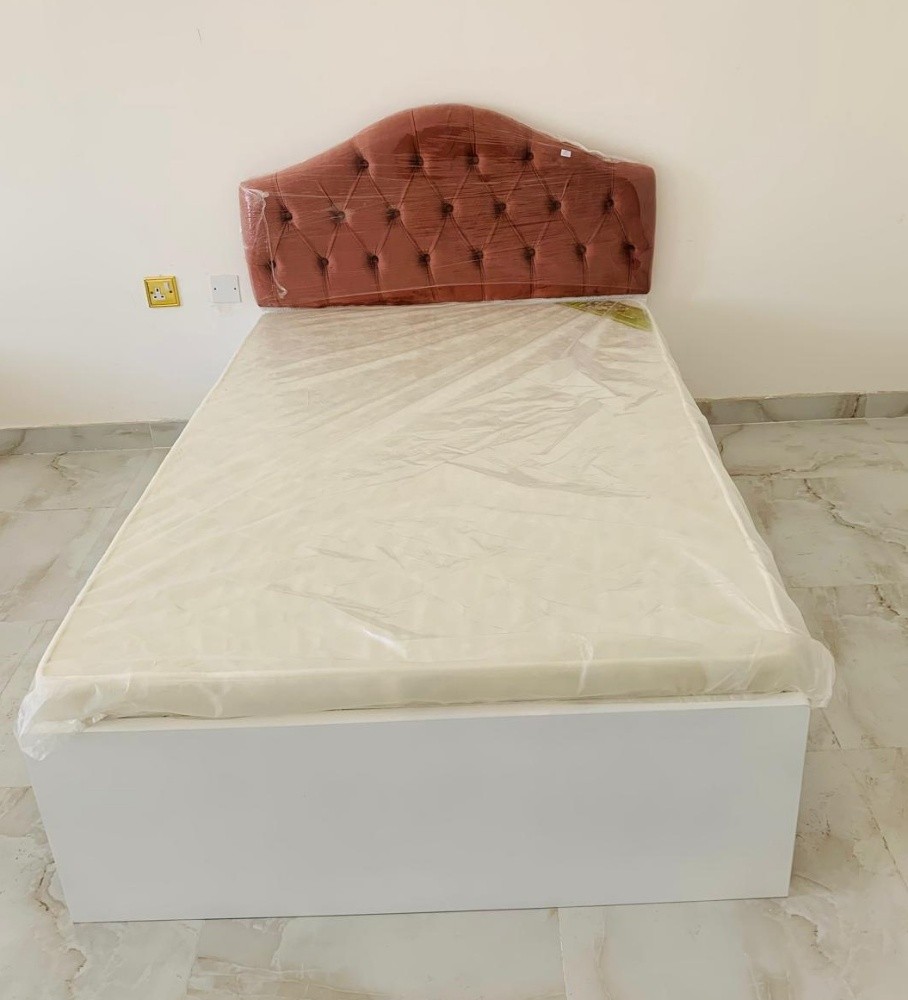 سرير صغير وكبير متاح - 8