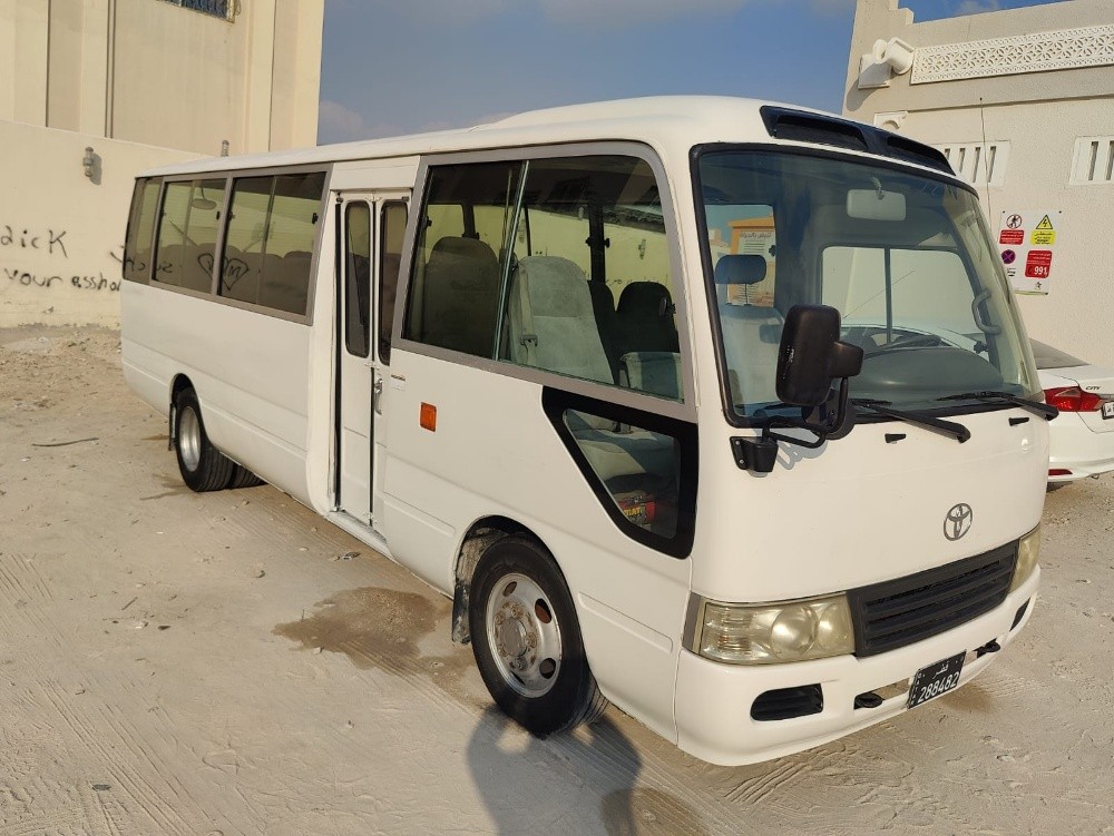 Good condition 30 seater petro - 7