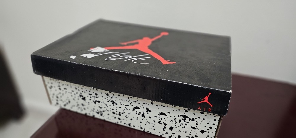 Air Jordan 1 Retro High x Travis - 4