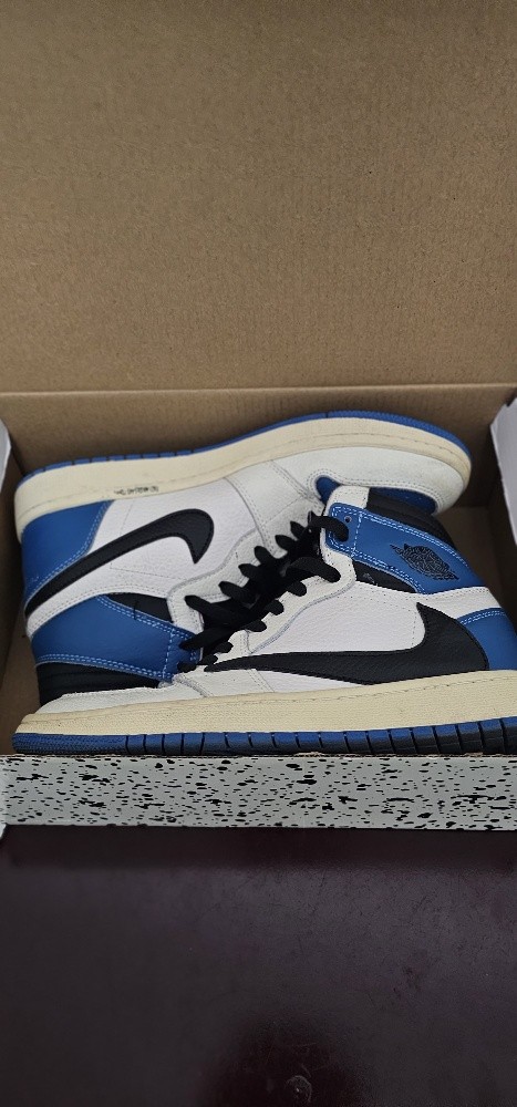 Air Jordan 1 Retro High x Travis - 1