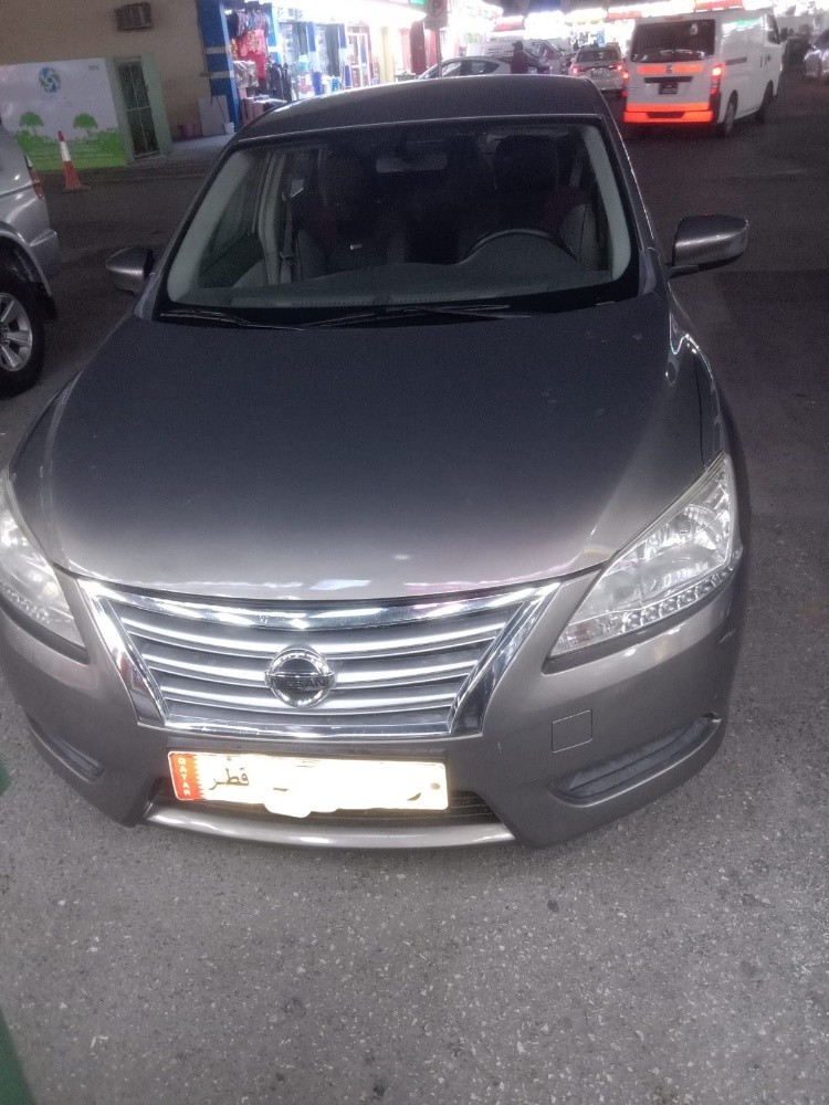 Nissan sentra - 2