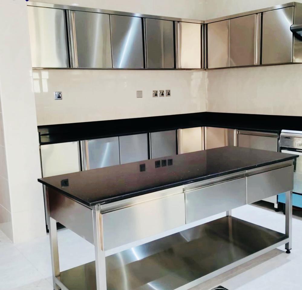 full kitchen setup  - 4