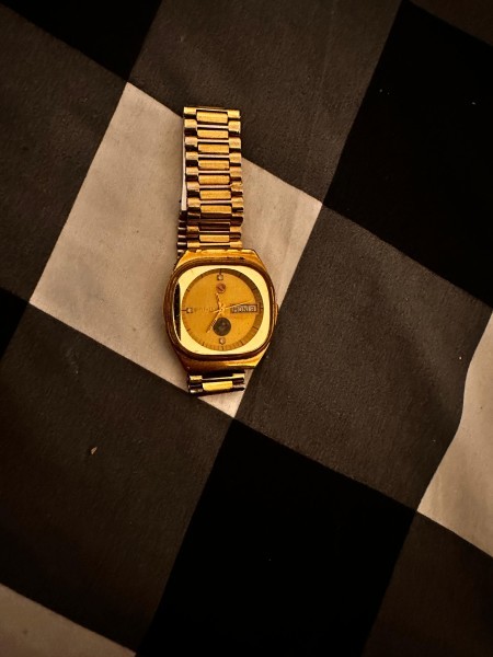 Vintage Rado Qatar edition - 1