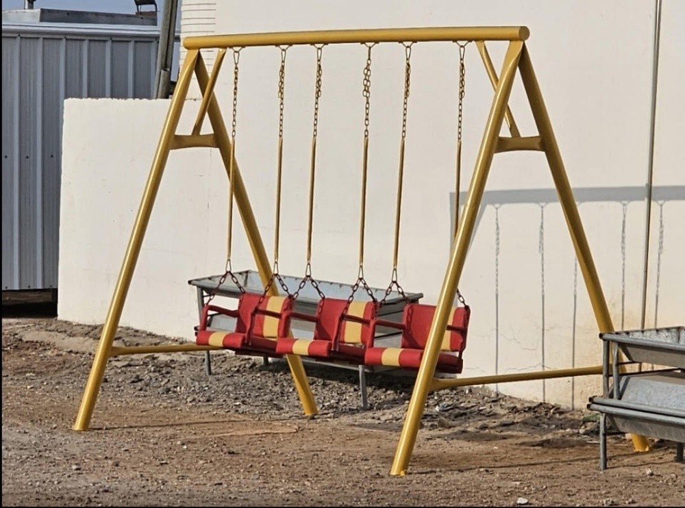 مراجيح للأطفال بأحجام مختلفة - 3