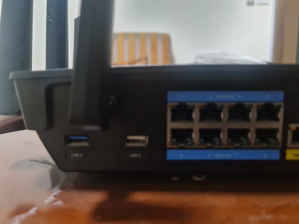 Linksys EA9500 Router - 2